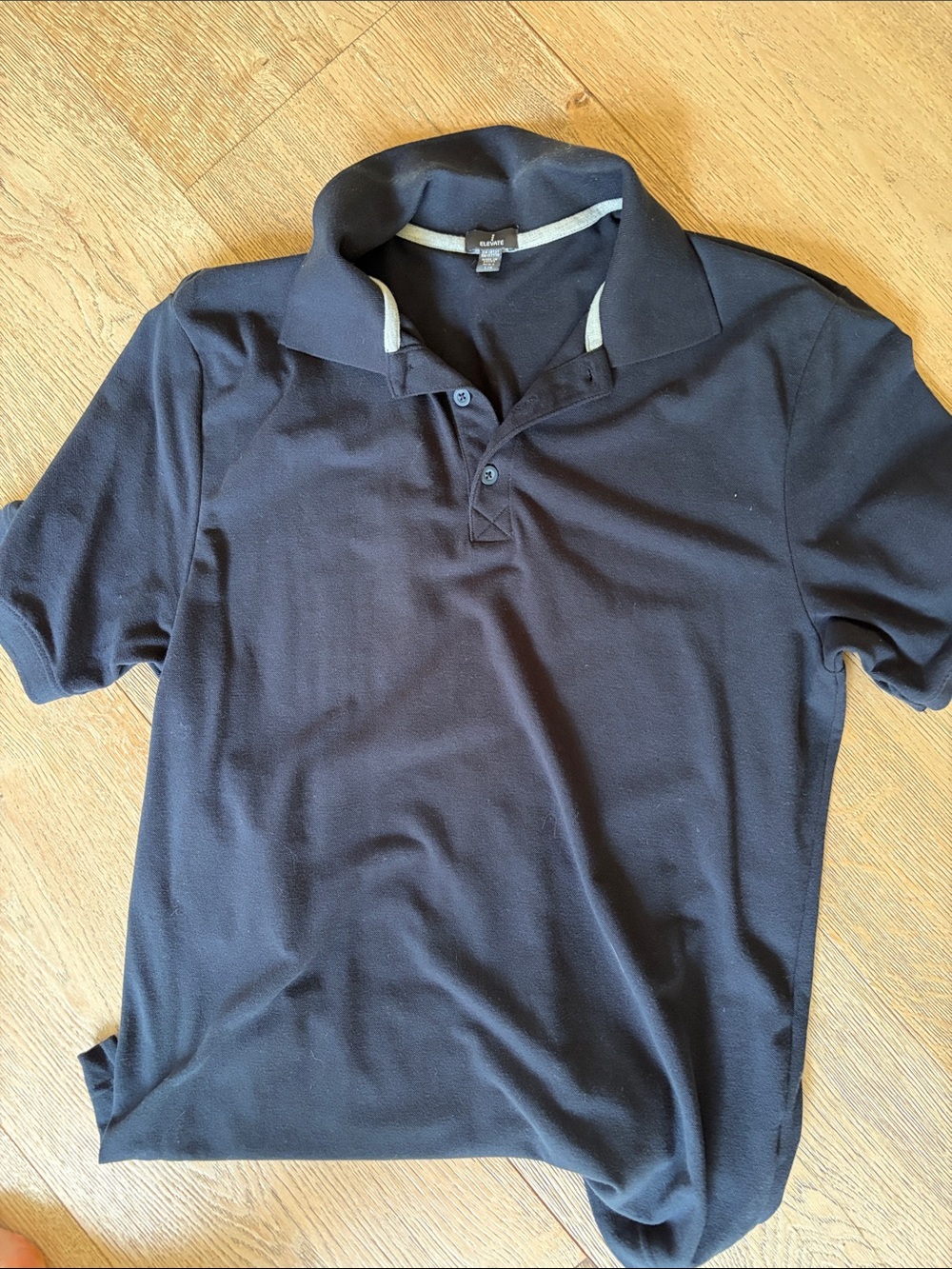 Elevate Men's Black Short-Sleeve Polo Shirt with Contrast Trim